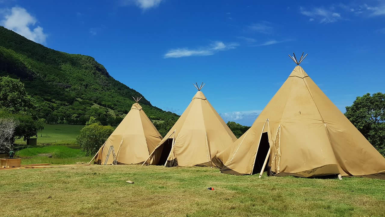 tipis